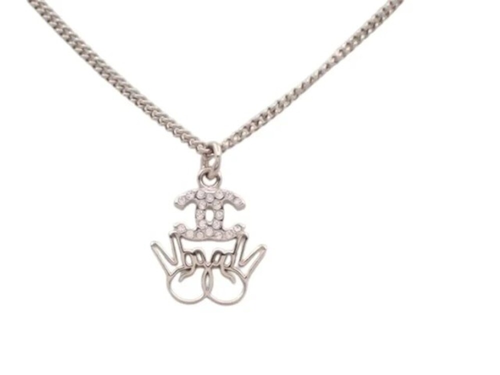 7542 - Chanel Coco Mark Peace Sign Necklace with 60 cm Chain